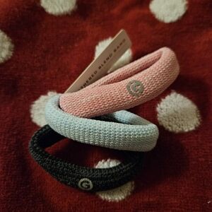 ⚪️🔴5/10$ Padded Hair Bands Trio – Pink, Light Blue & Black
